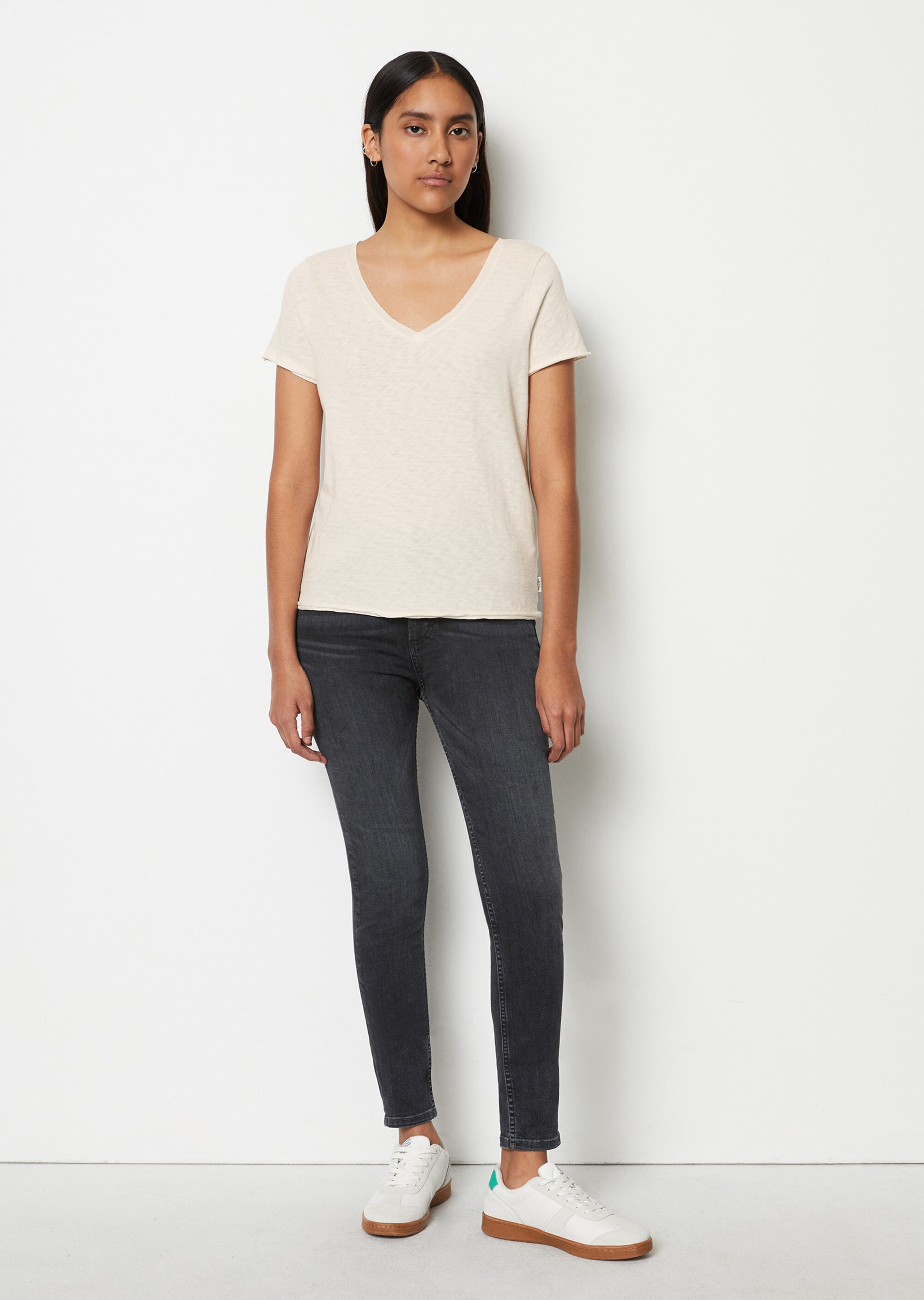 V-Neck-T-Shirt regular Organic-Slub-Cotton