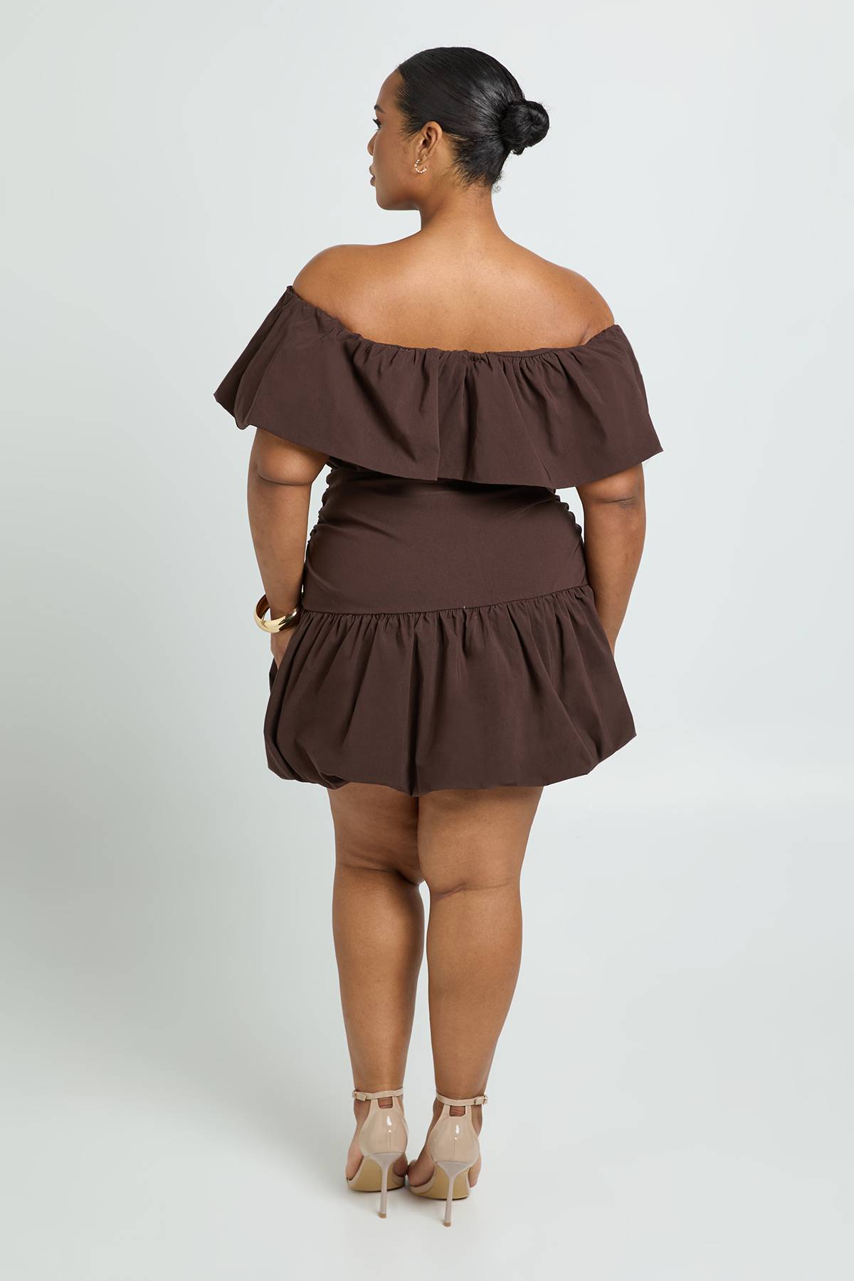 boohoo Robe Mini Bardot Boule Bouffante Plus