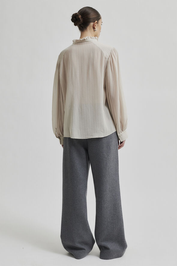 Second Female Vitta Blouse Brazilian sand