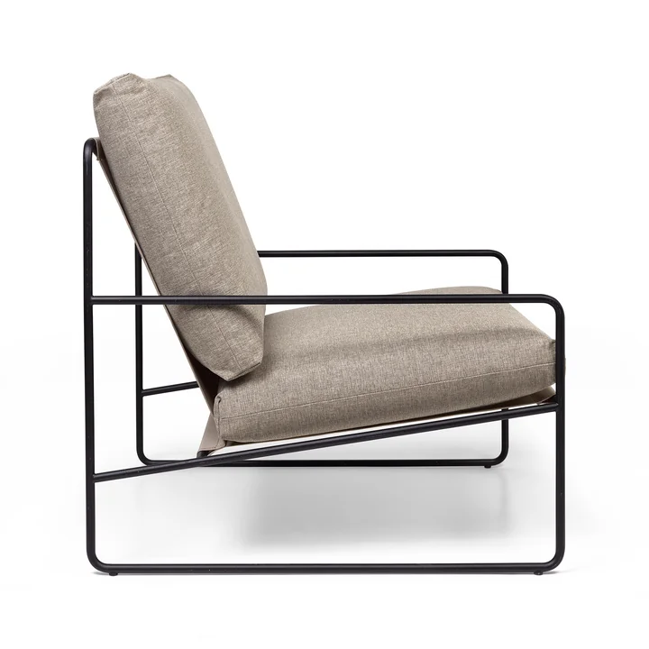 Ferm Living - Desert Stripe Outdoor Sessel, schwarz / chocolate