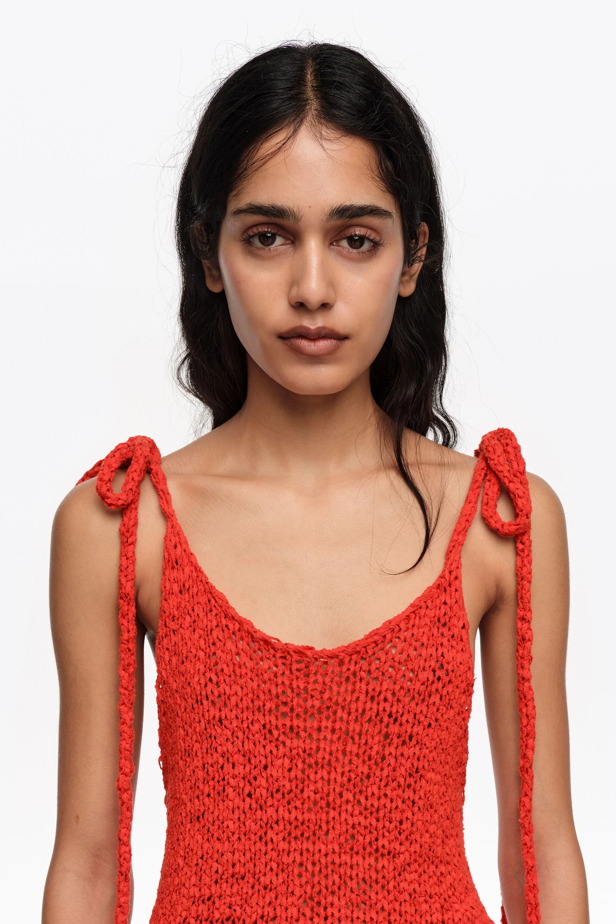 Suéter vermelho com alça de laço