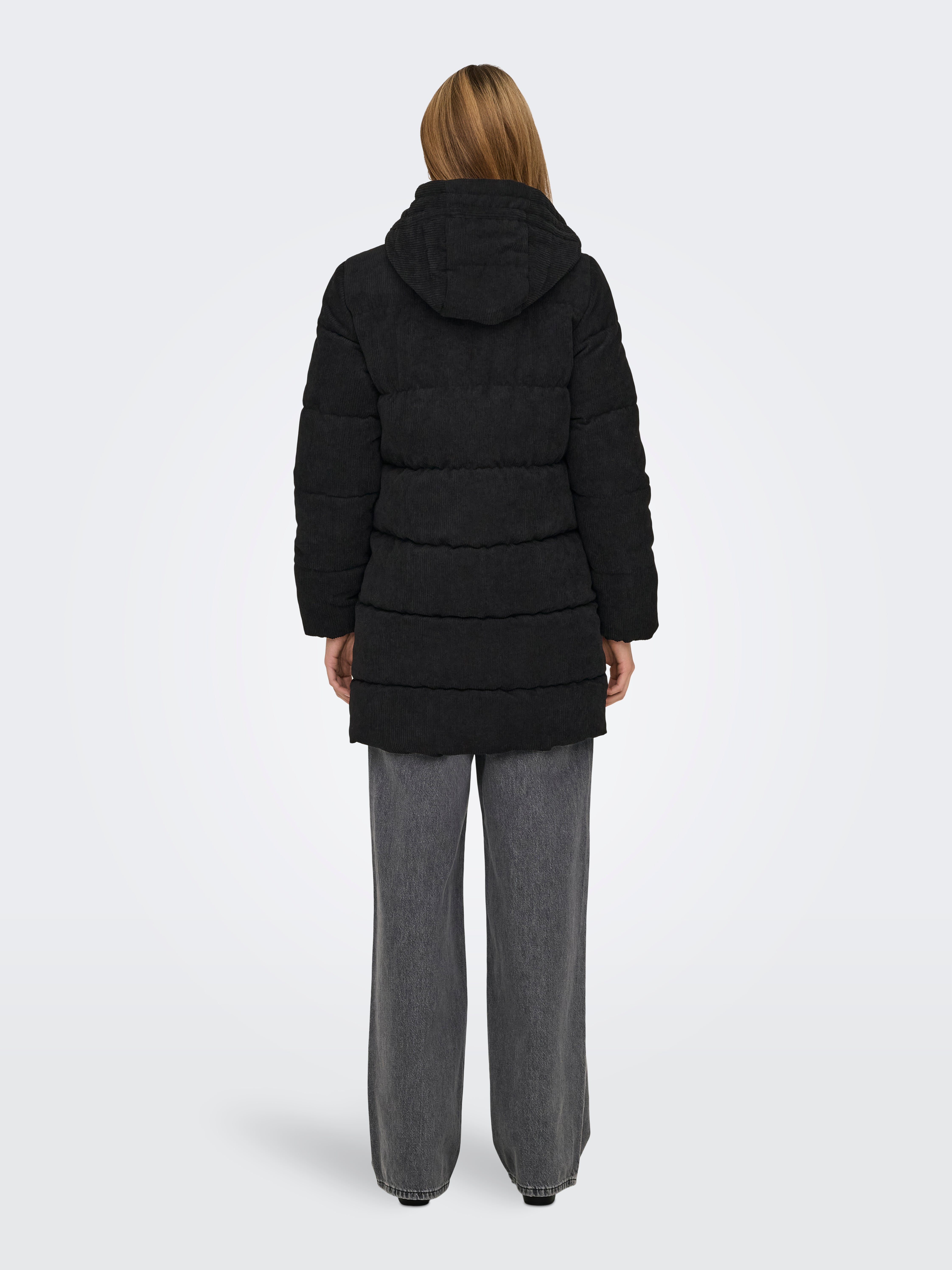 ONLDOLLY Daunenjacke Black