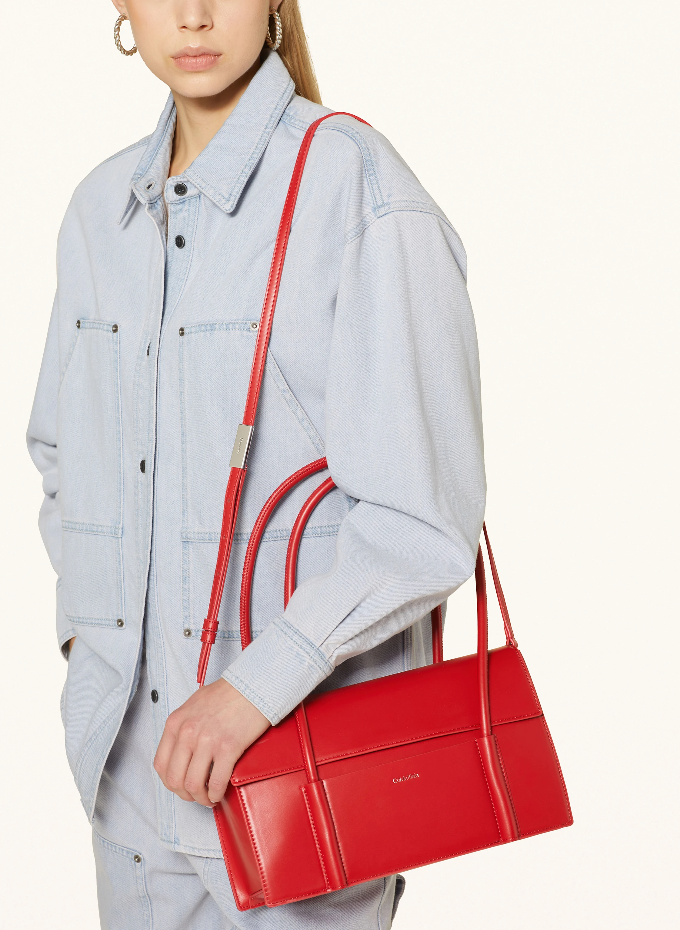 Calvin Klein Schultertasche LINN