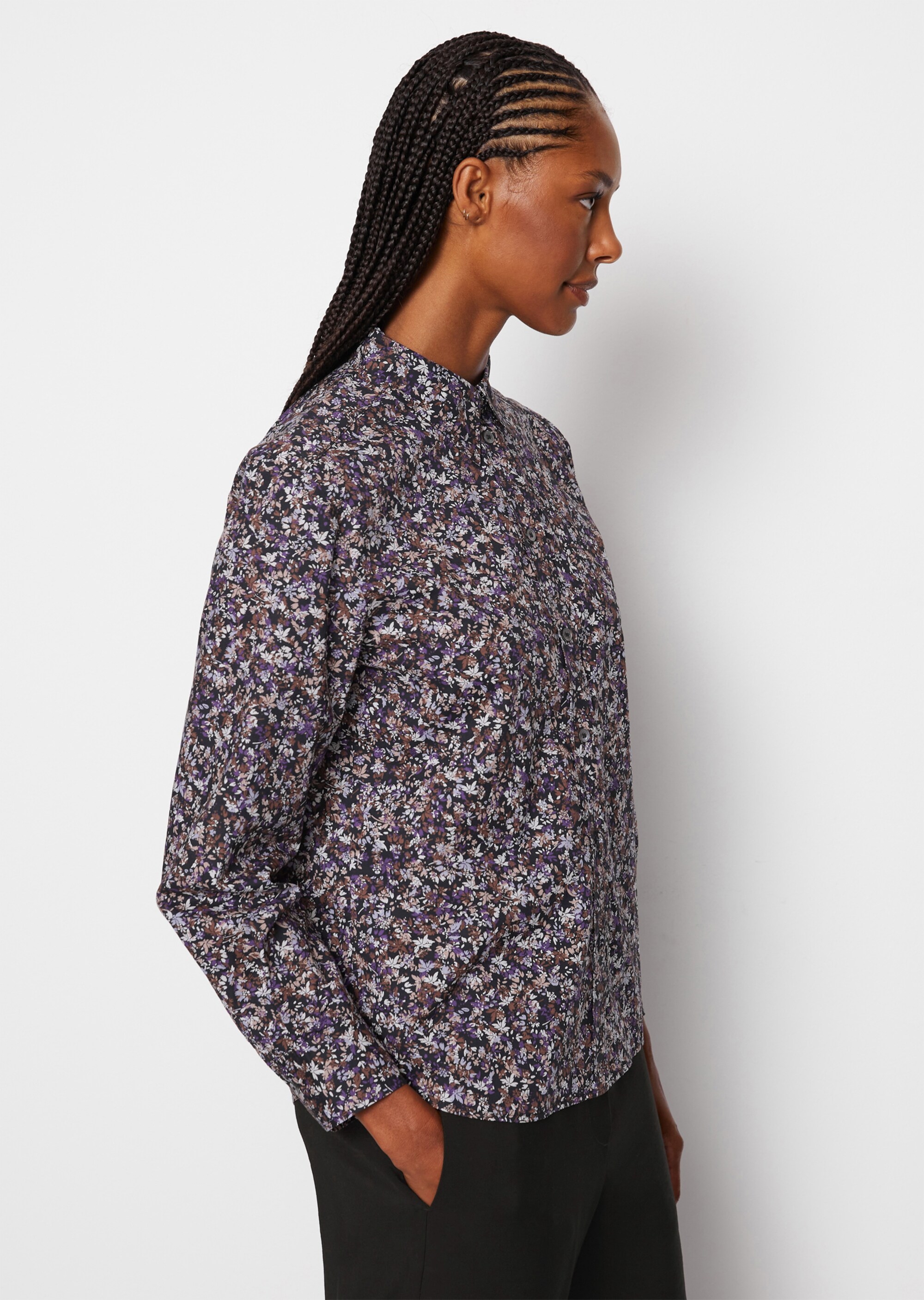 Ausgestellte Bluse mit Allover-Print aus Papertouch-Popeline
