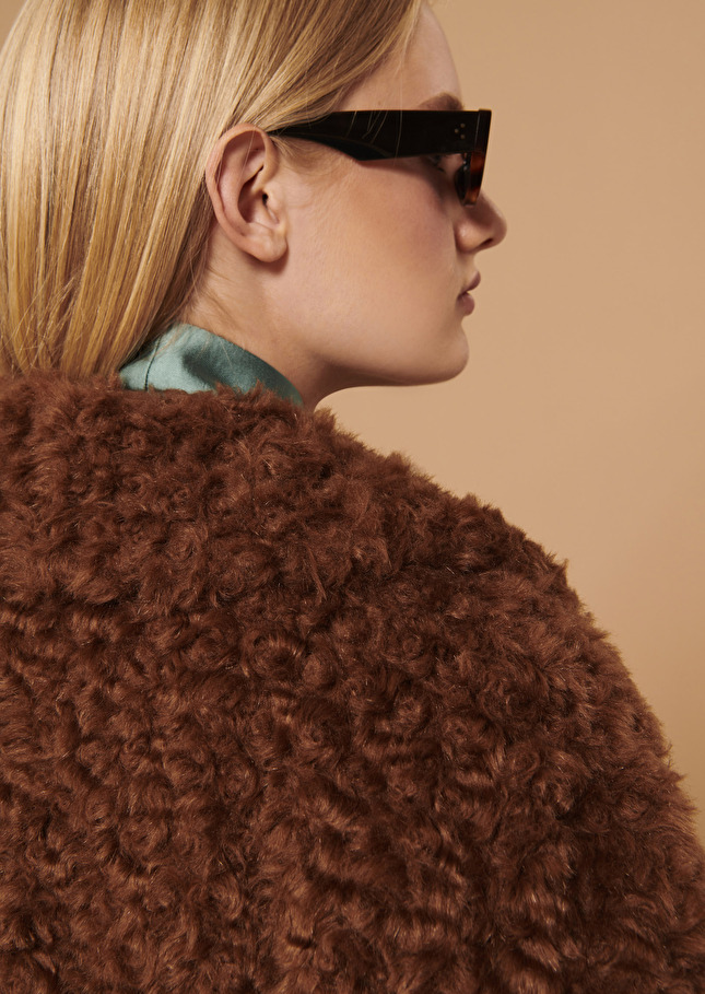 Manteau Maelmarron en fausse fourrure