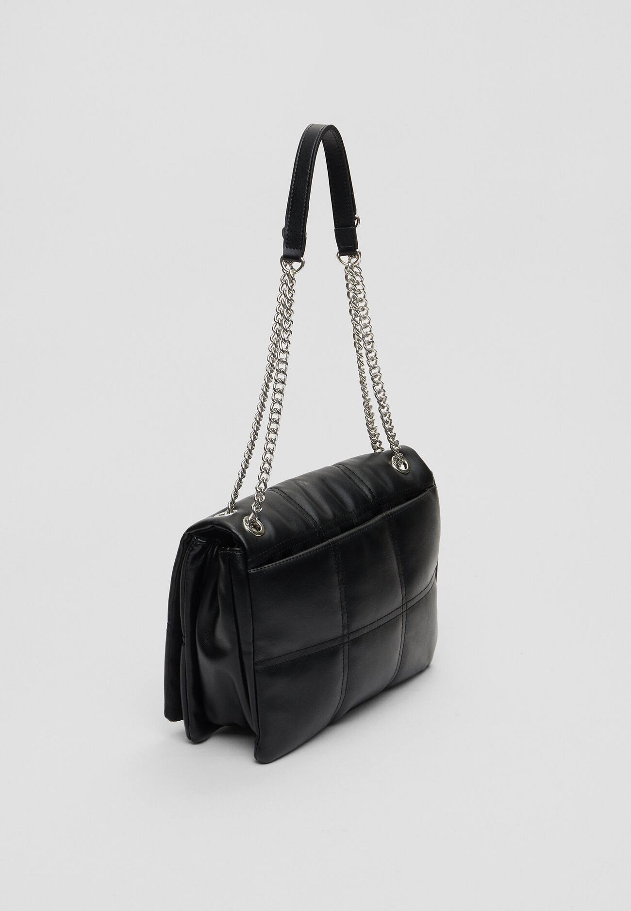 Bolsa transversal acolchoada com fecho grande