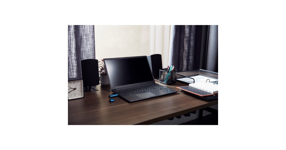 KingstonIronKey Vault Privacy 50 256 GB usb-stick  (Lichtblauw/zwart, USB-C 3.2 Gen 1)