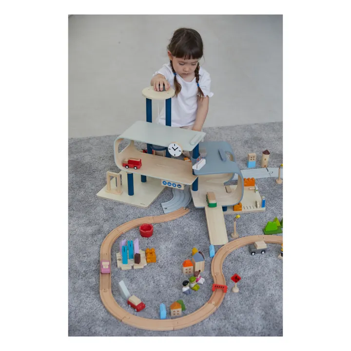 Plan Toys Ma grande gare en bois