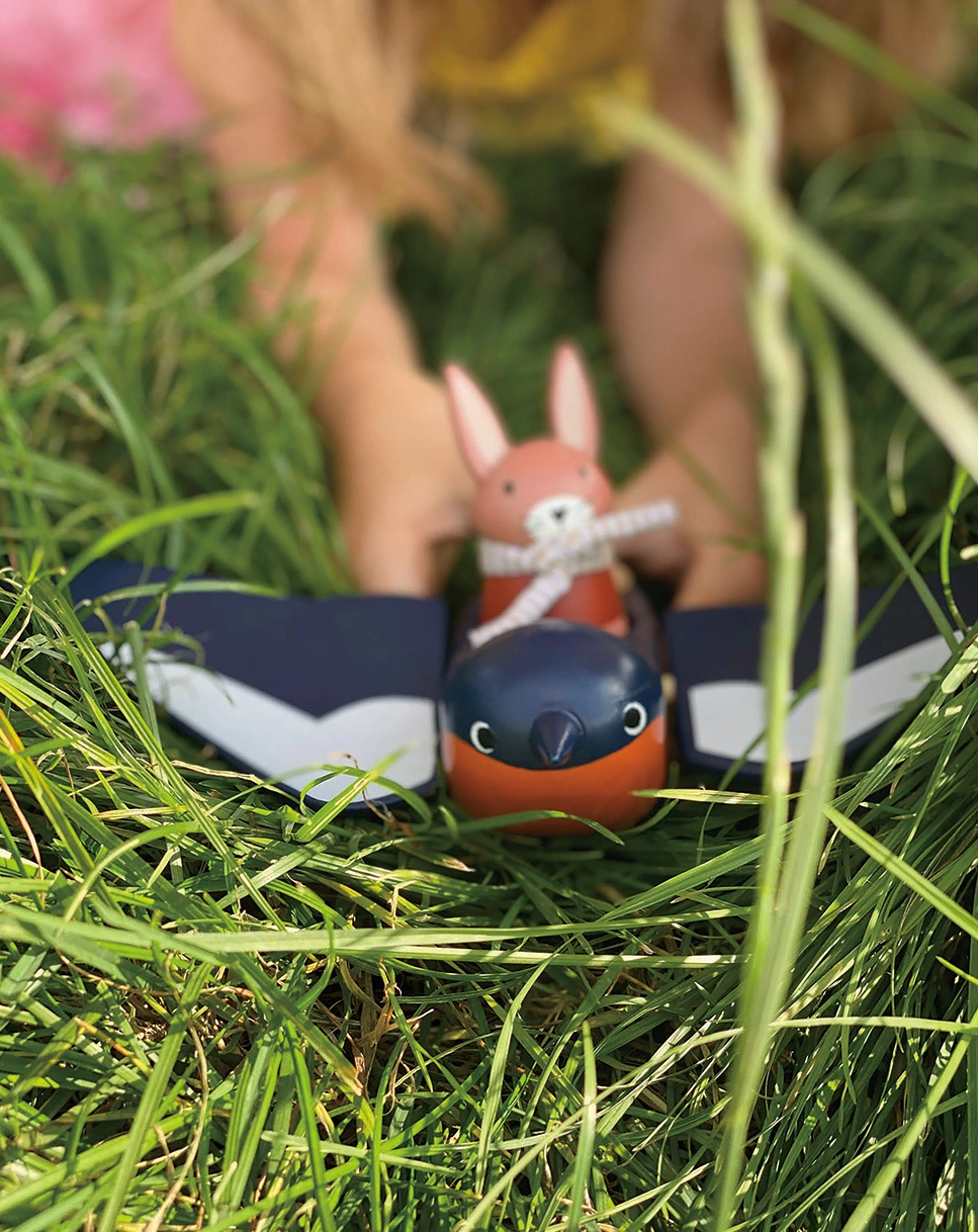 Spielfigur SCHWALBE SWIFTY aus Holz