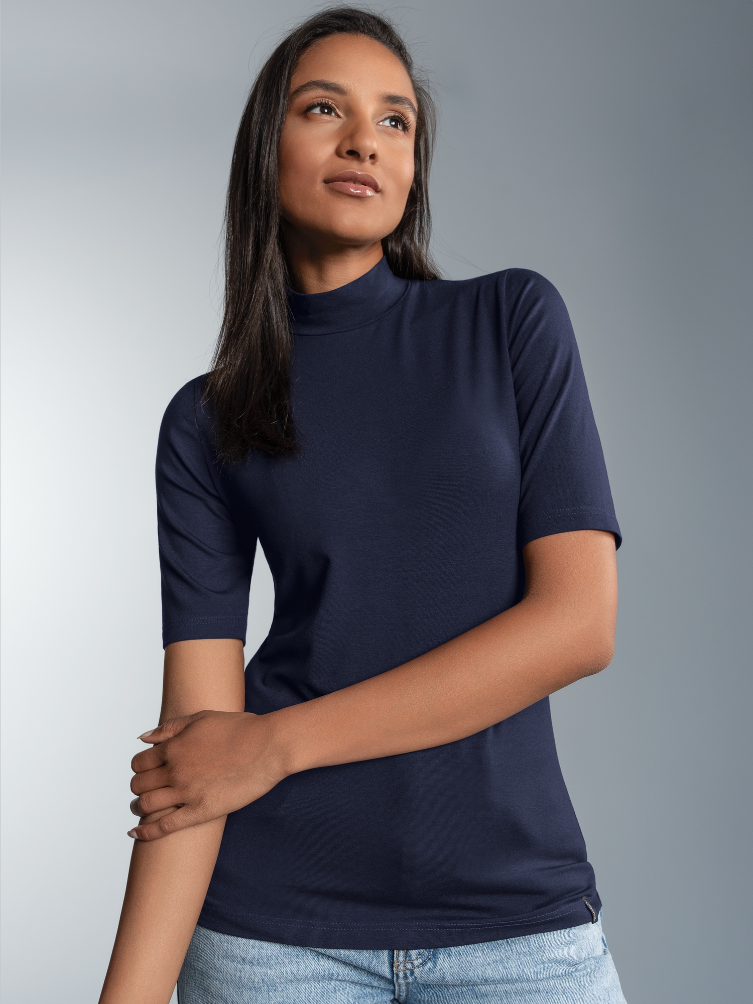 T-Shirt mit elastischem Stehkragen Navy