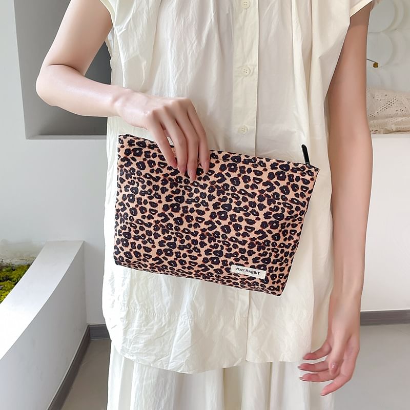 Milha - Corduroy make-uptas met luipaardprint en etui