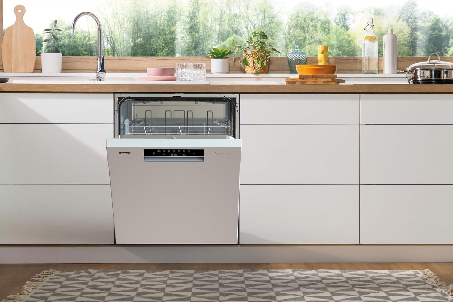 Gorenje GU642E90W Geschirrspüler/Unterbaugerät/Made in EU/60 breite/13 Maßgedecke/3 Körbe/8 Programm/Total AquaStop/MultiClack/Verstellbare Körbe/StartDelay/EEK: D/Maße (HxBxT): 81,5 x 59,9 x 59,7 cm