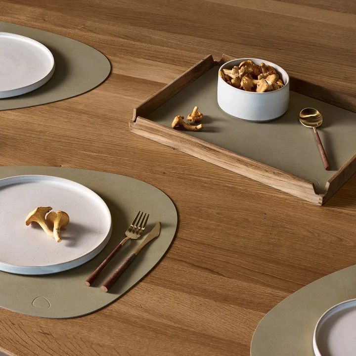 Lind DNA - Airy Teak Tablett Square M, Teak / Nupo light grey