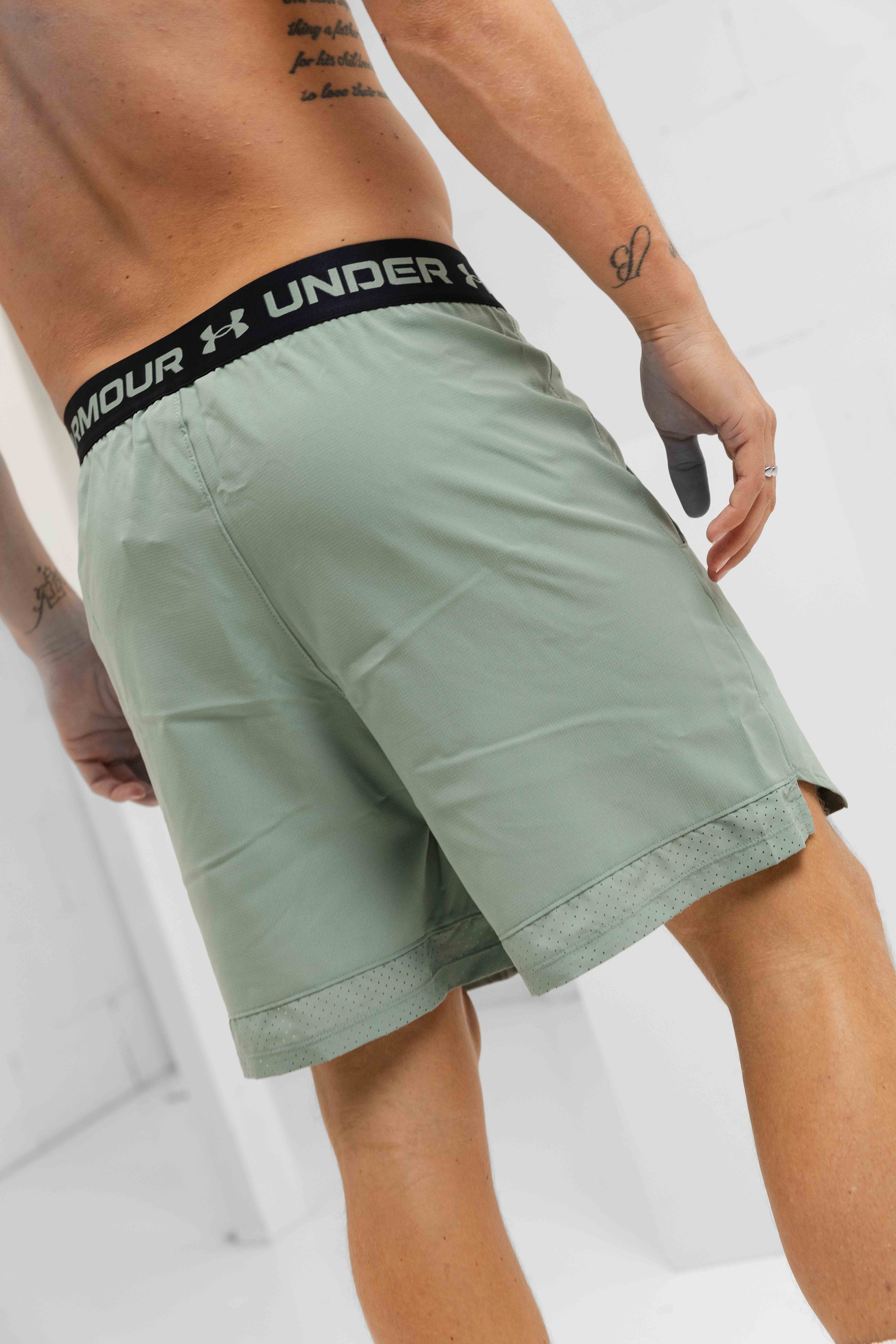 Under Armour Vanish Woven 15CM Korte Broek Heren Groen