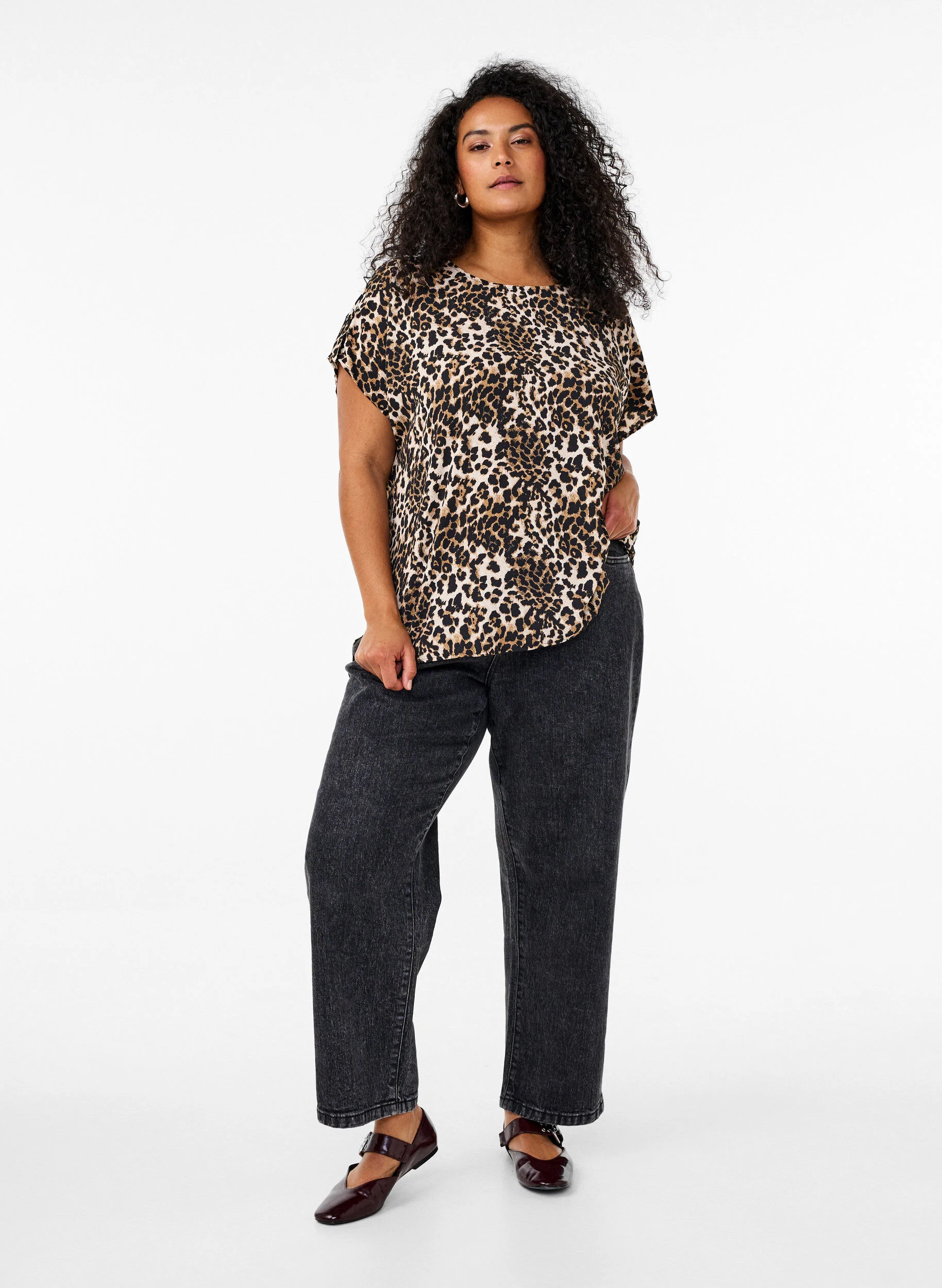 Kortærmet bluse med leopardprint