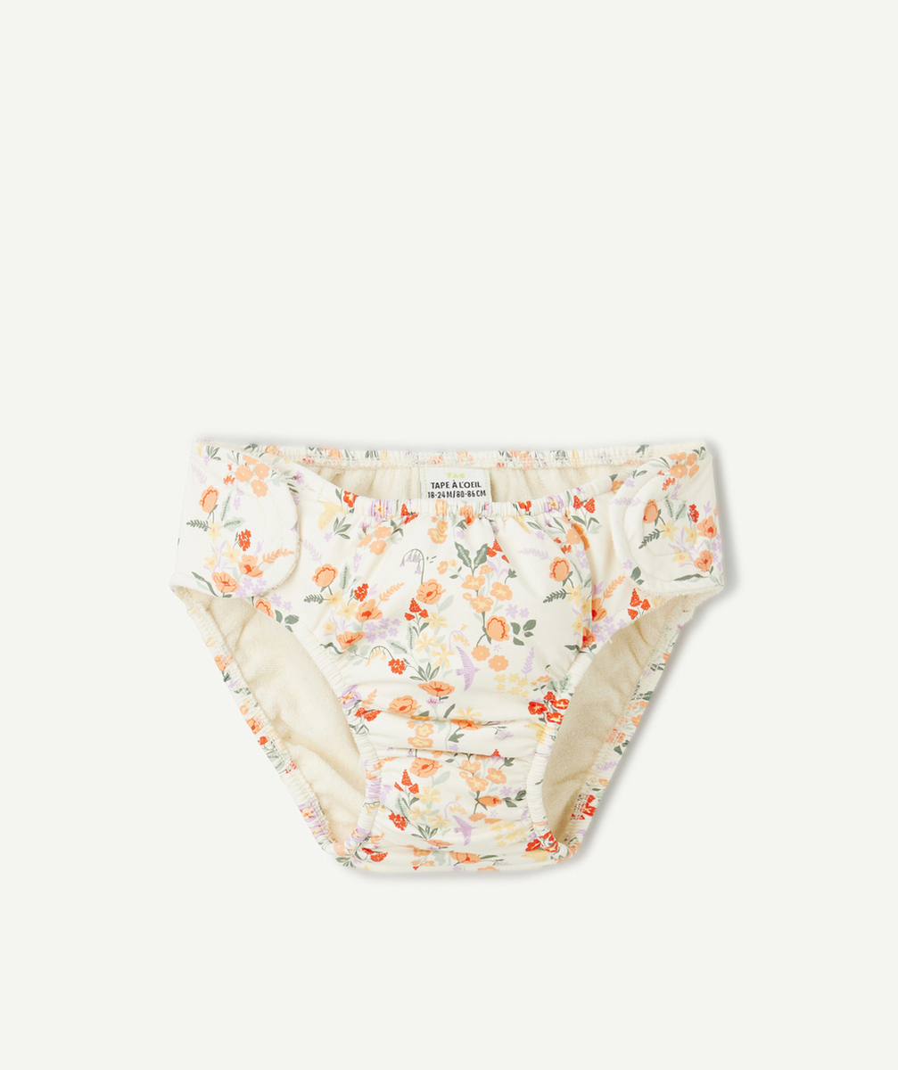 couche de bain bébé fille en fibres recyclées écrue et imprimée fleurie