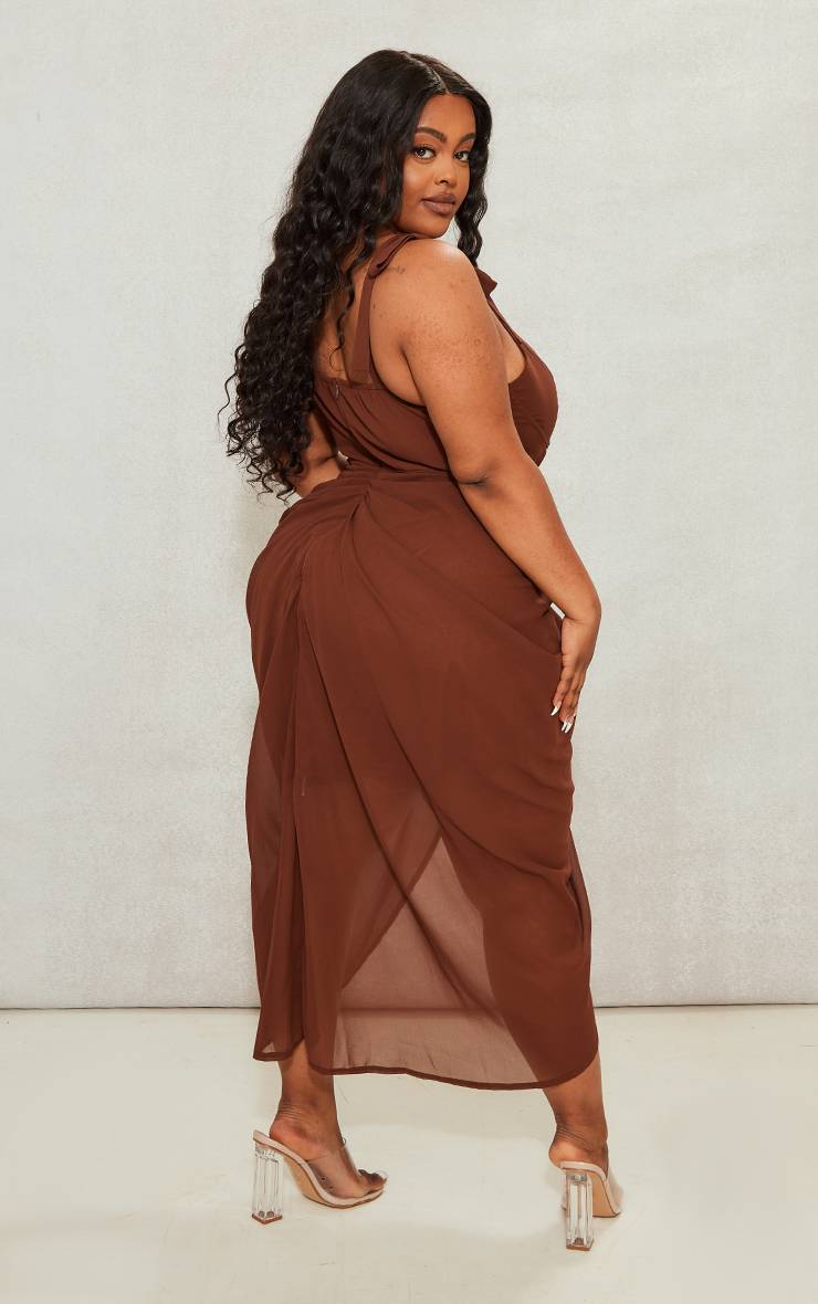 Chocolat Robe Midi Drapée Grande Taille Avec Détail À Armatures