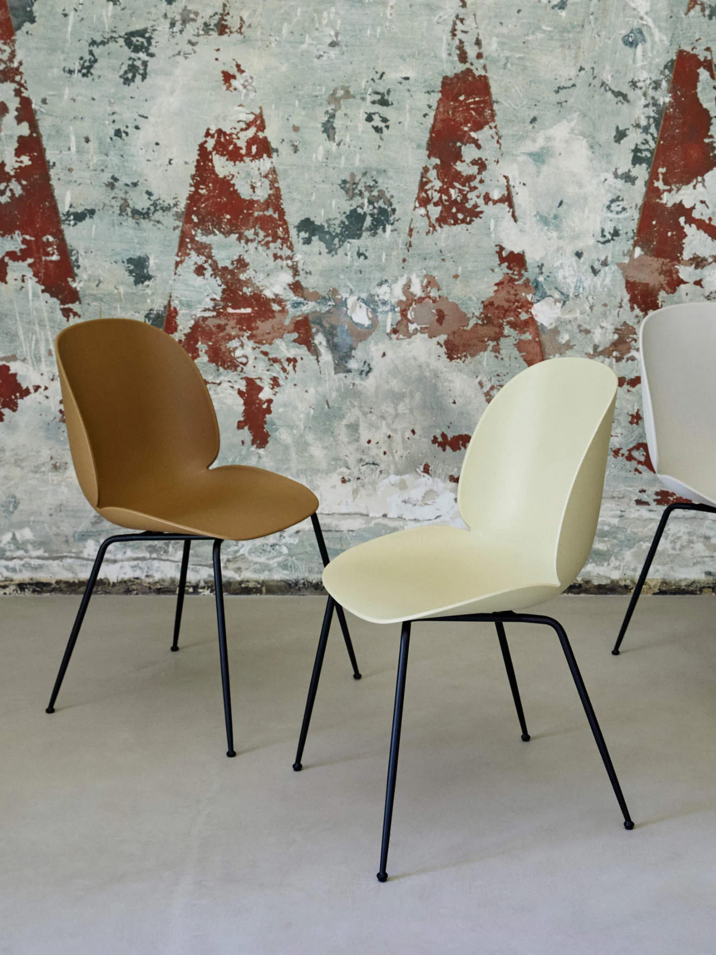 Kunststof stoel Beetle