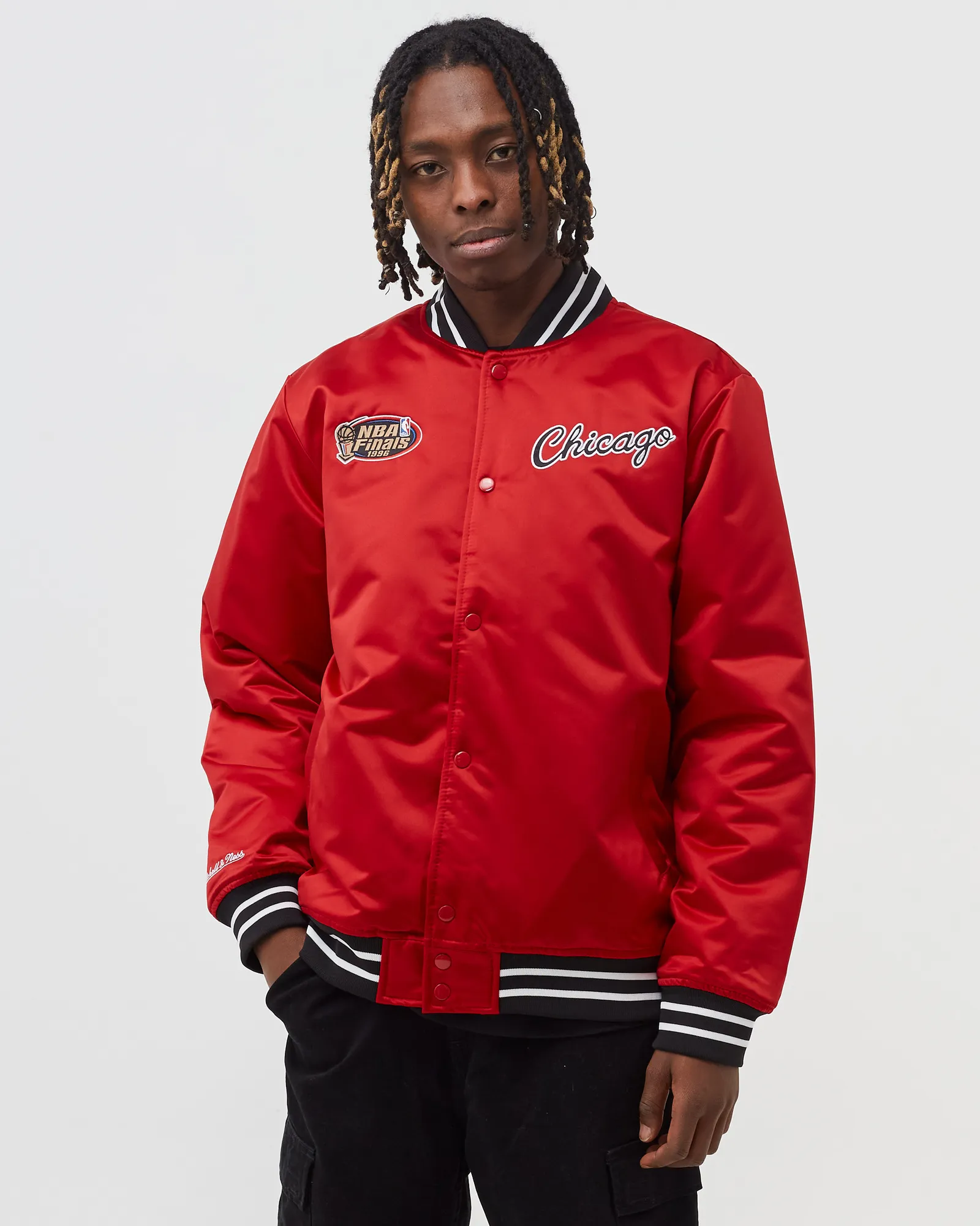 Mitchell & Ness NBA Heavyweight Satin Jacket Chicago Bulls