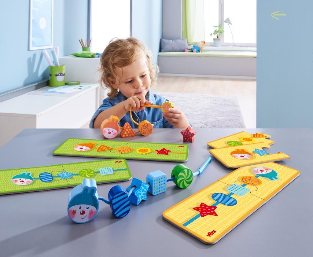 Fädelspiel Raupe (Kinderspiel)