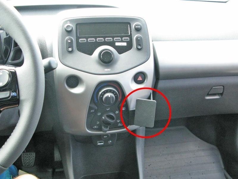 Brodit ProClip Houder - Citroën C1 - Peugeot 108 - Toyota Aygo 2014 - Angled Mount