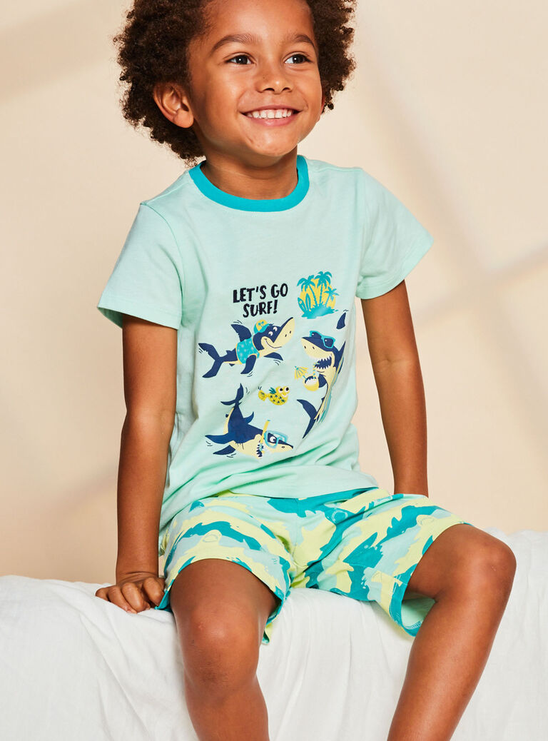 Pyjama turquoise à motifs et imprimé requins