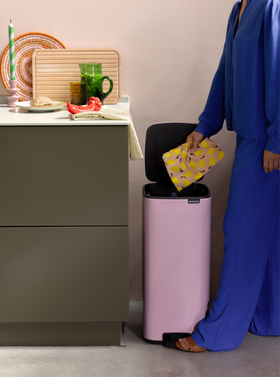 Bo Pedaalemmer, 30 liter, stil sluitend, kunststof binnenemmer - Lilac