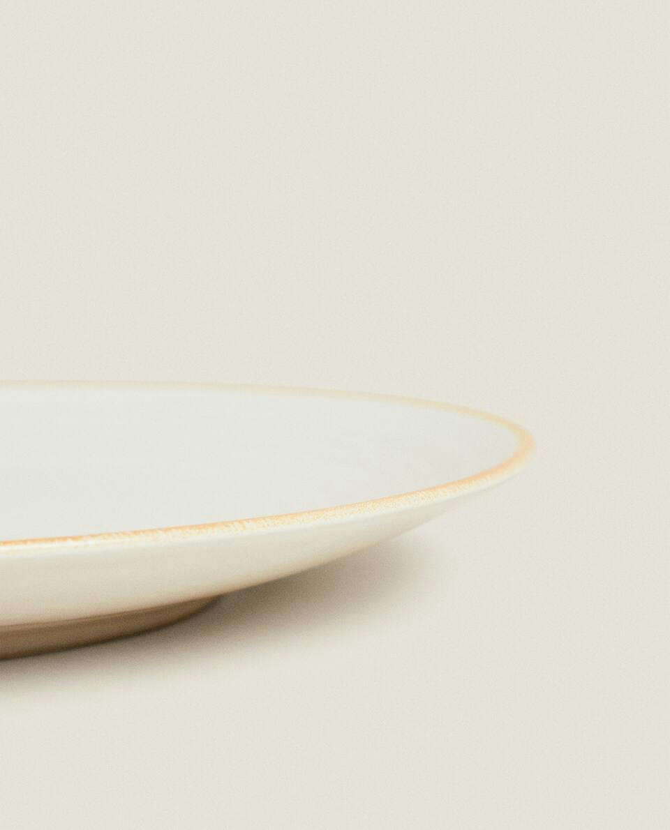 LOUÇA COM DETALHES NA BORDA