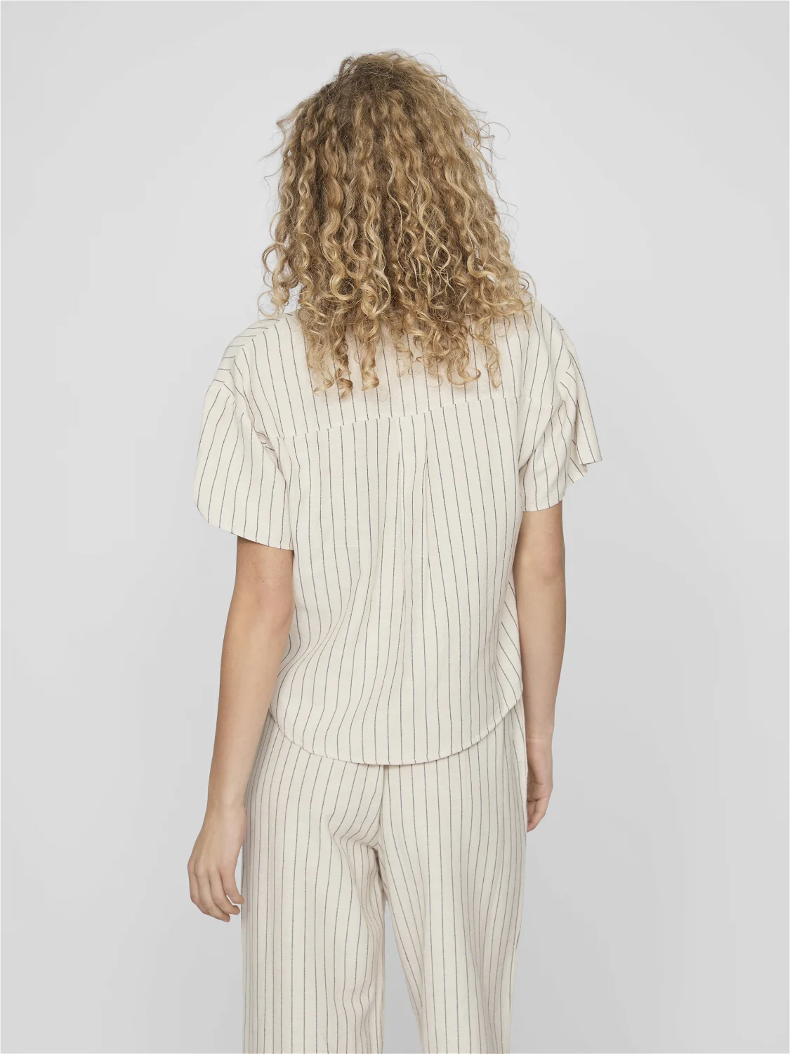 Vila  Viprisilla Striped V-Neck S/S top - Super Light Natural Melan