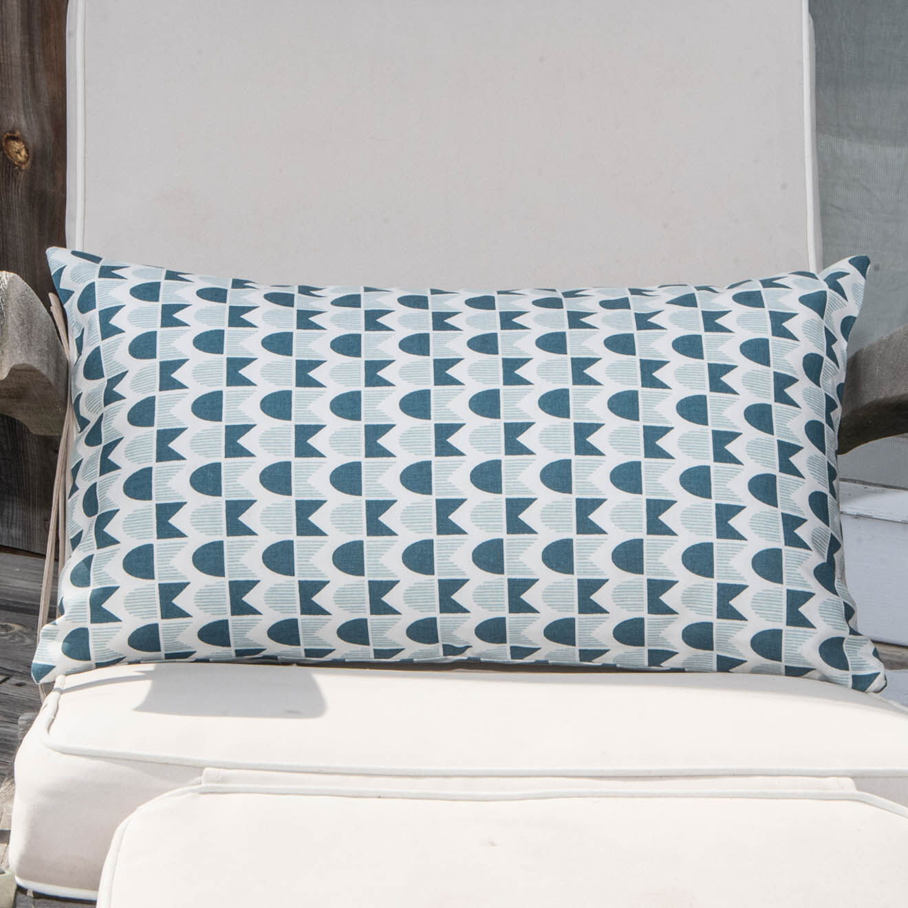 Febronie Housse de coussin d'extérieur Skandi bleue - 50x30 cm