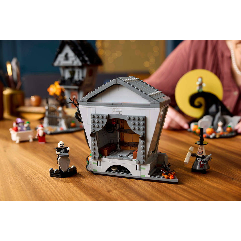 LEGO Ideas Disney Tim Burton's The Nightmare Before Christmas 21351