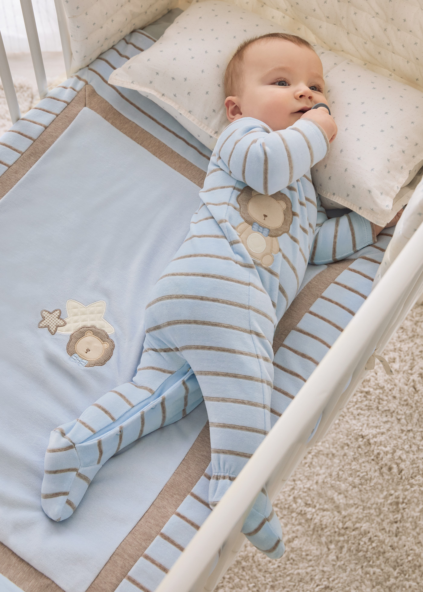 pijamas Better Cotton para recém-nascidos que soltam pelos