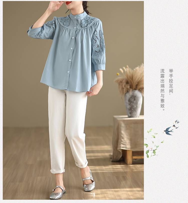 Lewwe - Blouse met elleboogmouw, kraag en effen borduursel