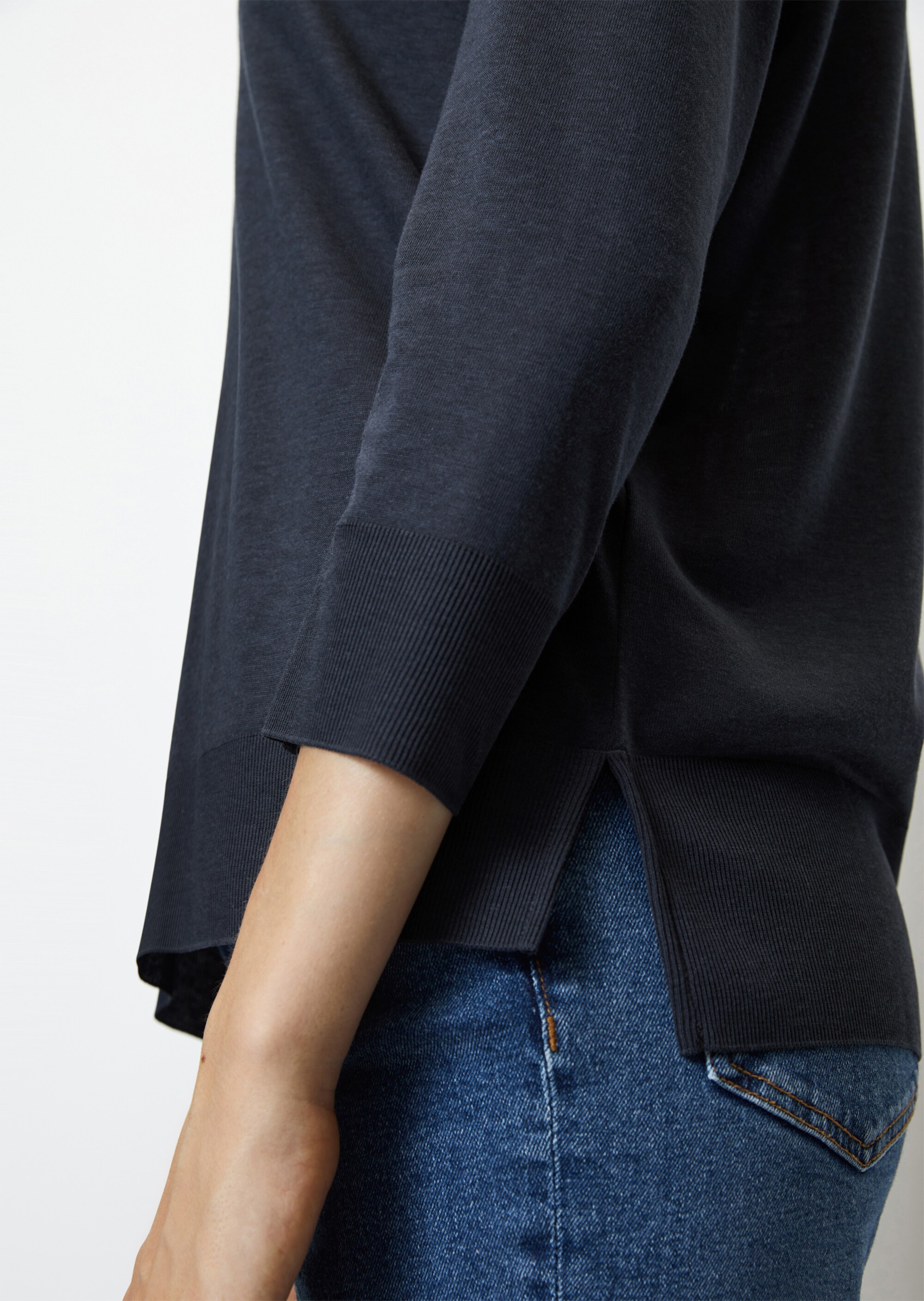 Luxury V-Neck-T-Shirt loose aus Tencel™ Lyocell-Baumwolle-Mix