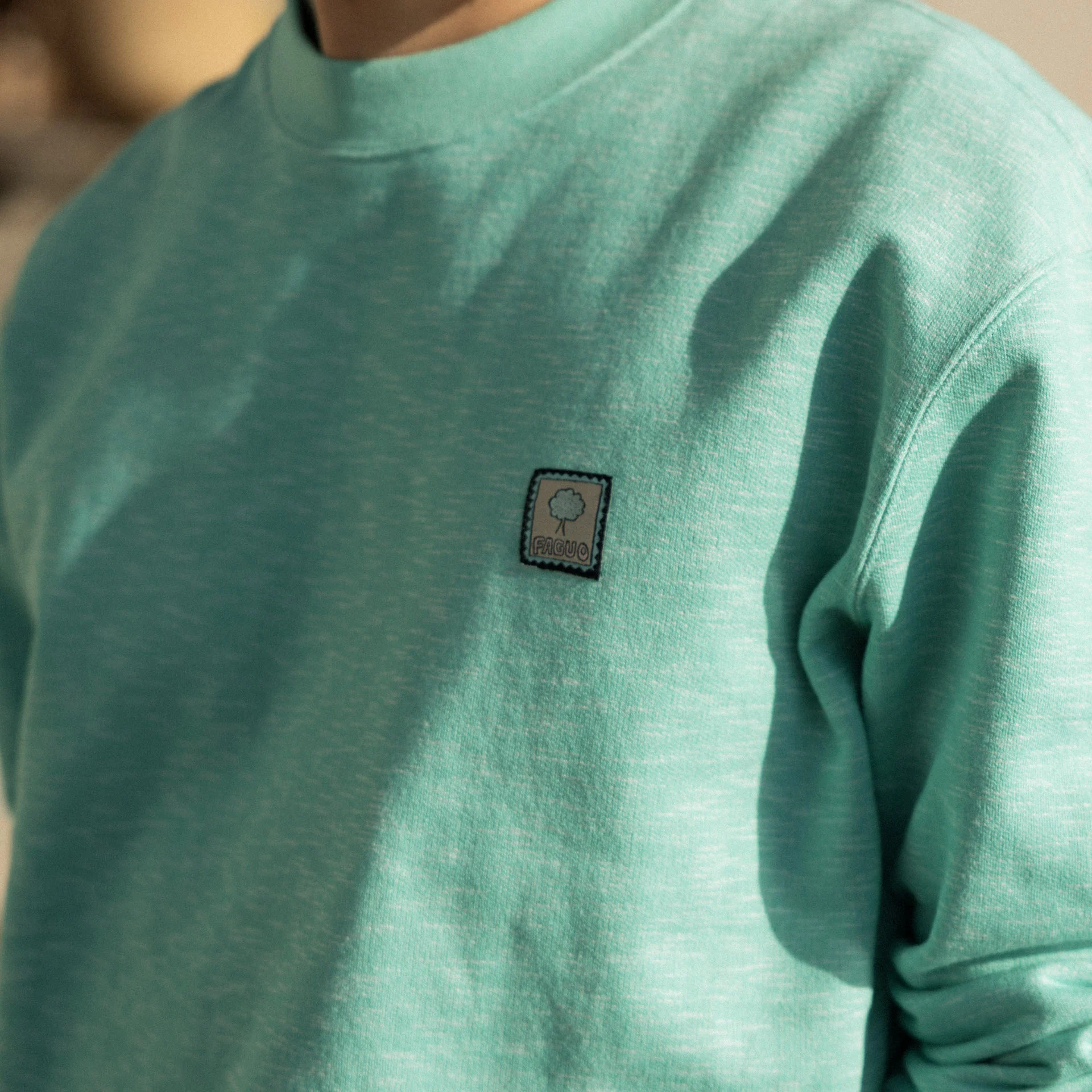 Sweat vert menthe Etiquette tissée arbre rétro coton et polyester recyclé - modèle fango