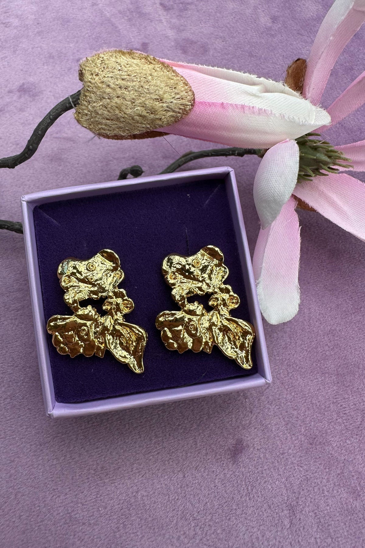 Mellow Moon Giant Wave Earring