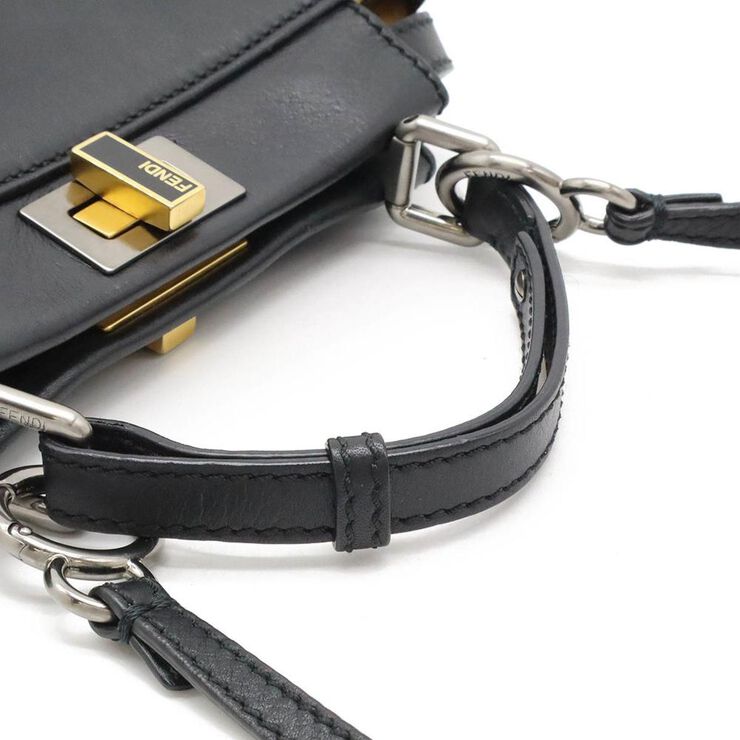 Fendi Vintage Fendi Peekaboo Black