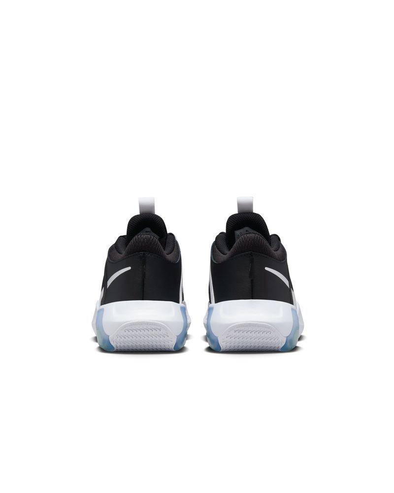 Chaussures de basket Nike Crossover Noir & Blanc pour enfant