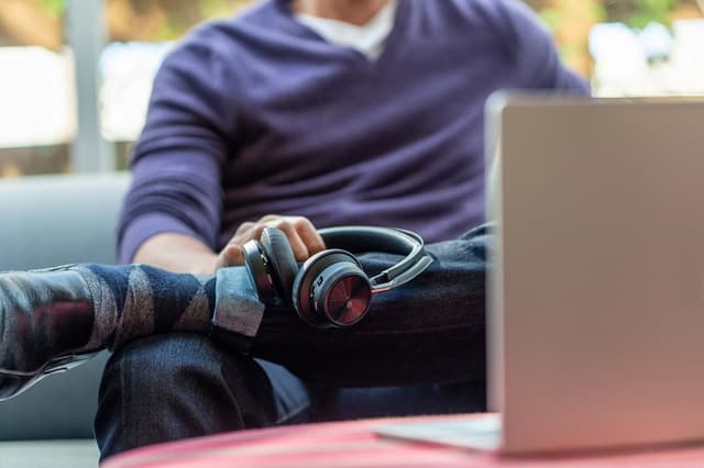 HP Poly Voyager Focus 2 MS Teams høretelefoner USB-C