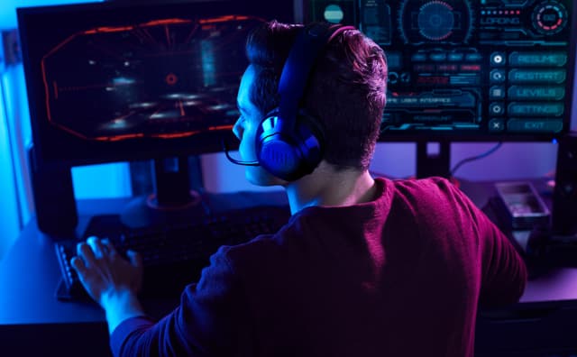 JBL Quantum 350 trådløst gaming headset