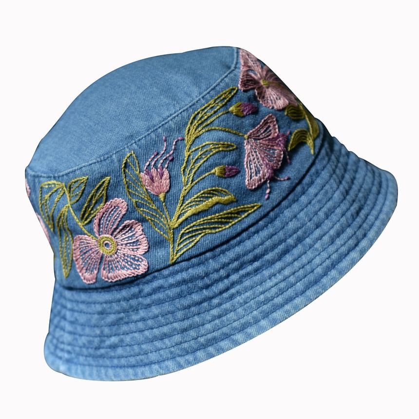 Embroidery Kingdom - DIY borduurpakket voor een denim bucket hat (verschillende ontwerpen)
