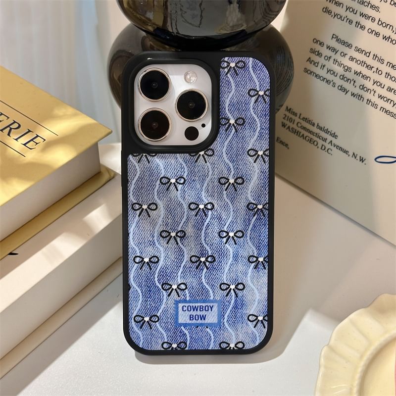 Fonekase - Bow Wavy Denim telefoonhoesje - Apple iPhone 16 Pro Max / 16 Pro / 16 Plus / 16 / 15 Pro Max / 15 Pro / 15 Plus / 15 / 14 Pro Max / 14 Pro / 14 Plus / 14 / SE / 13 Pro Max / 13 Pro / 13