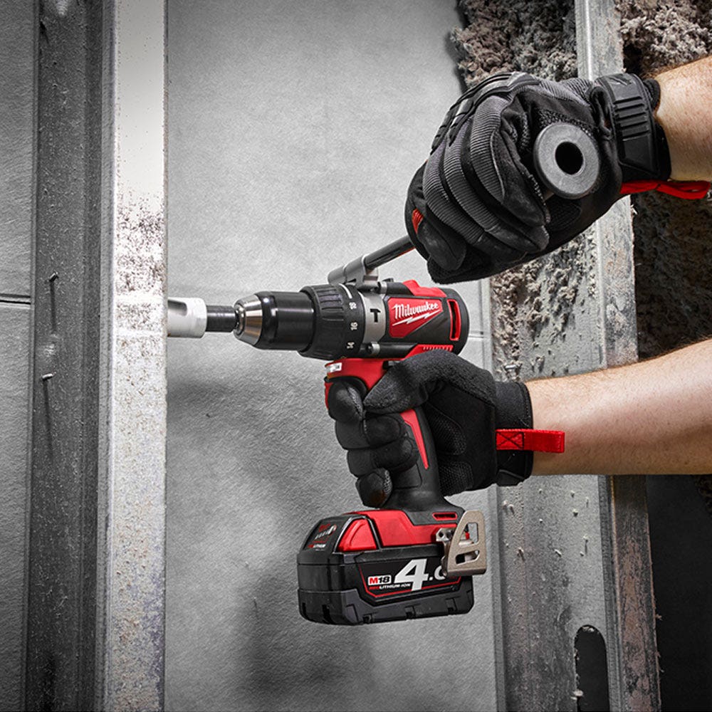 MILWAUKEE 18V Brushless 13mm Hammer Drill/Driver M18BLPD2-0