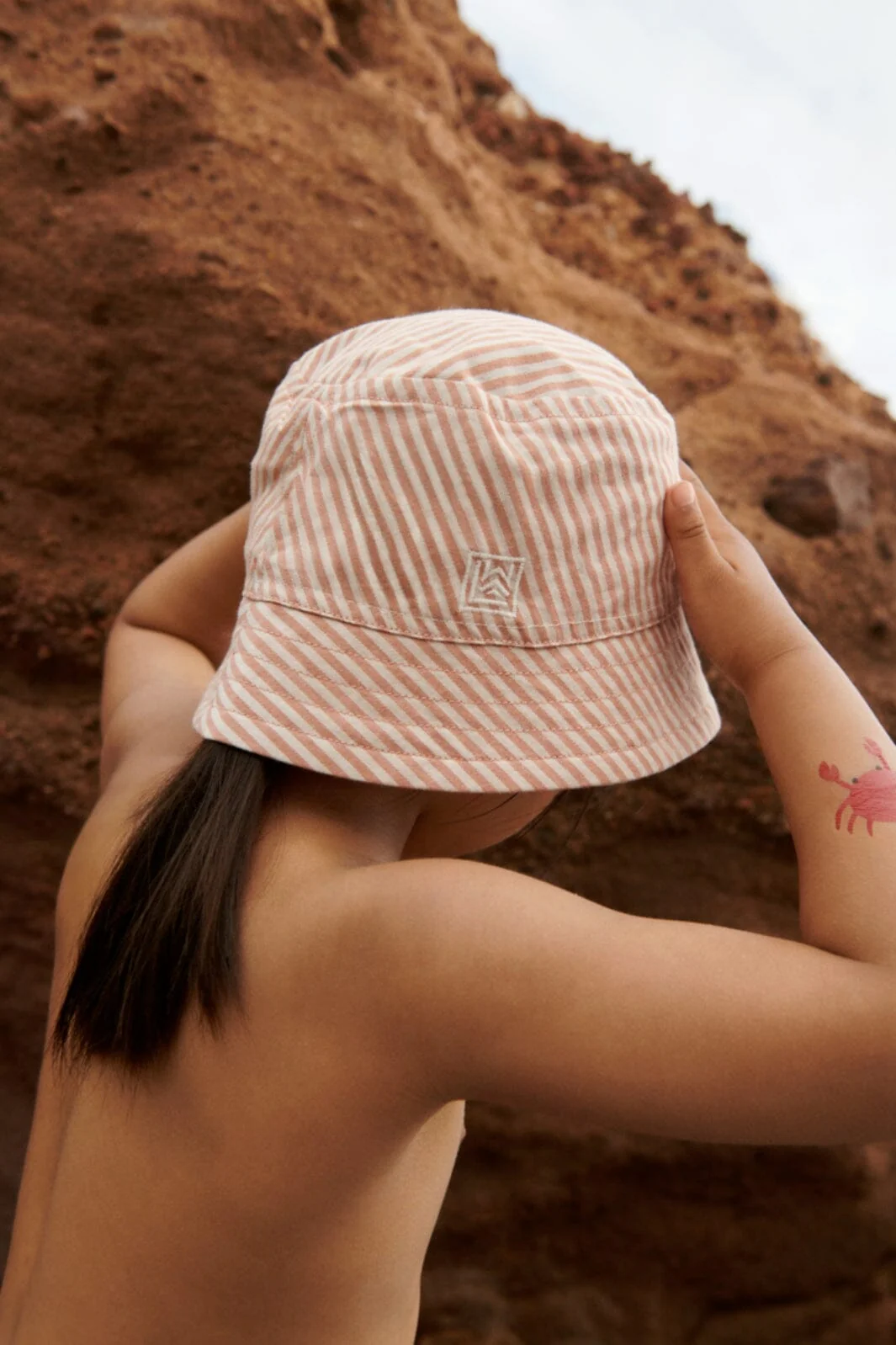 Liewood Salva Stripe Bucket Hat y d stripe tuscany rose sandy