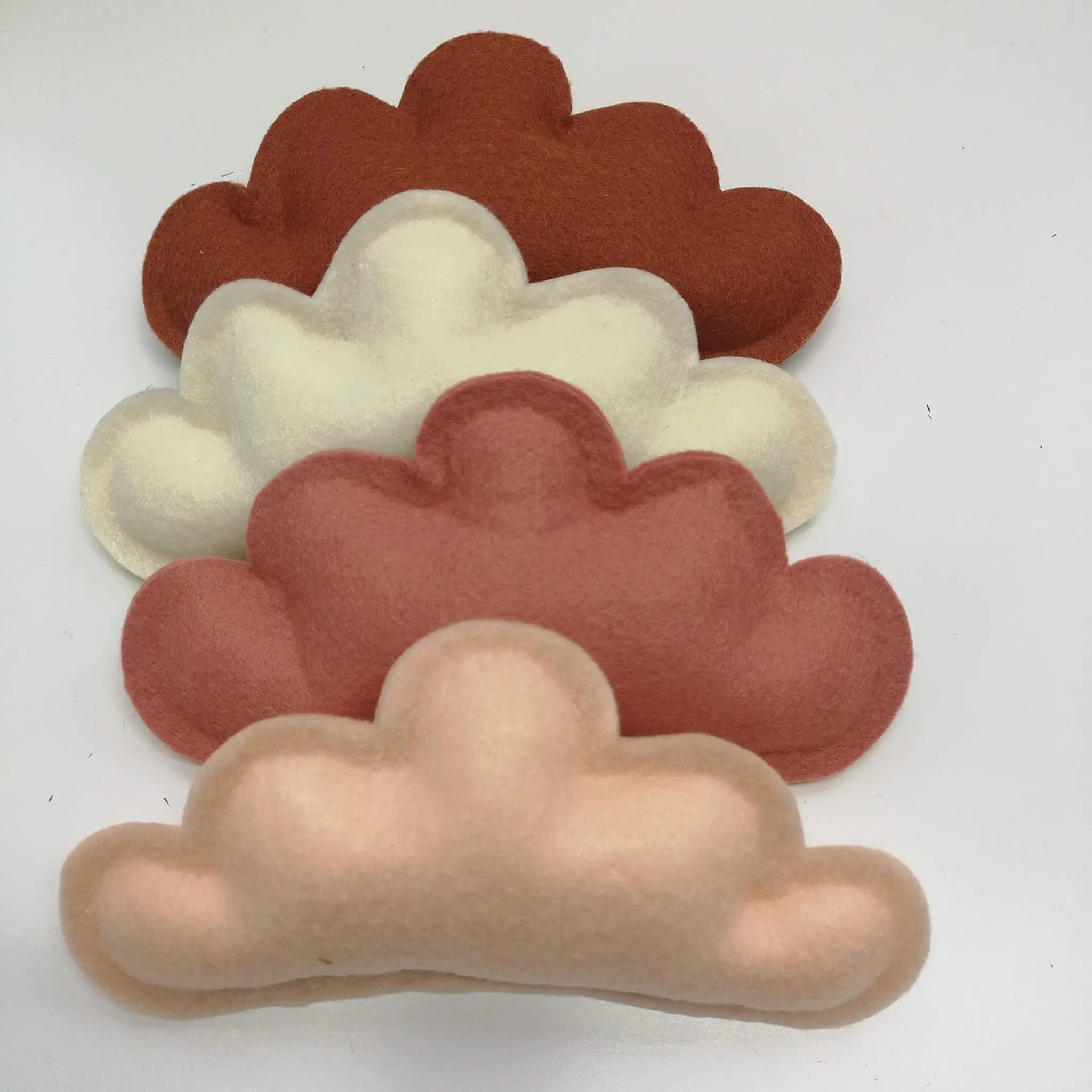 The Butter Flying Mobile Nuage - Rusty