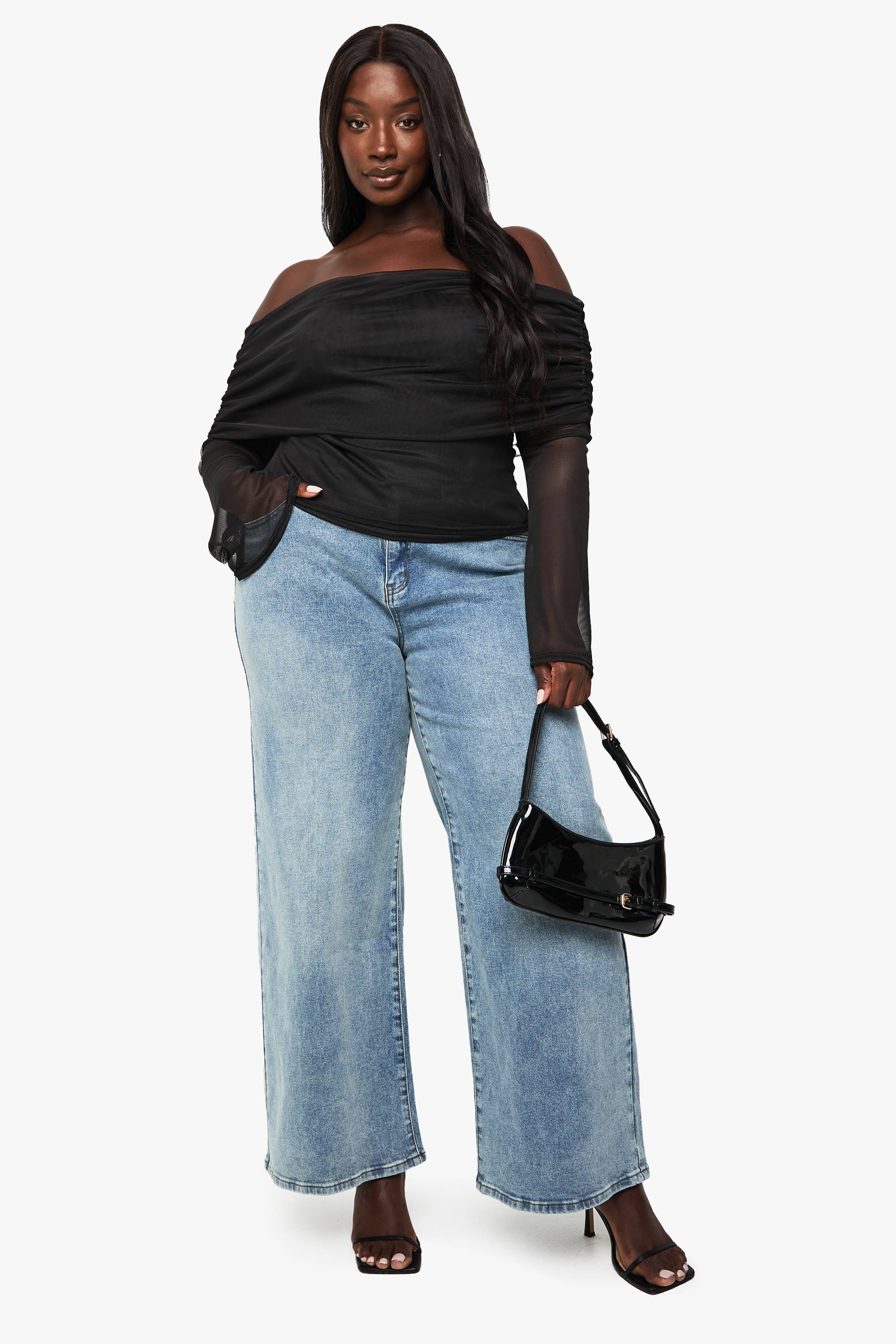 boohoo Haut Grande Taille À Manches Longues Bardot En Mesh