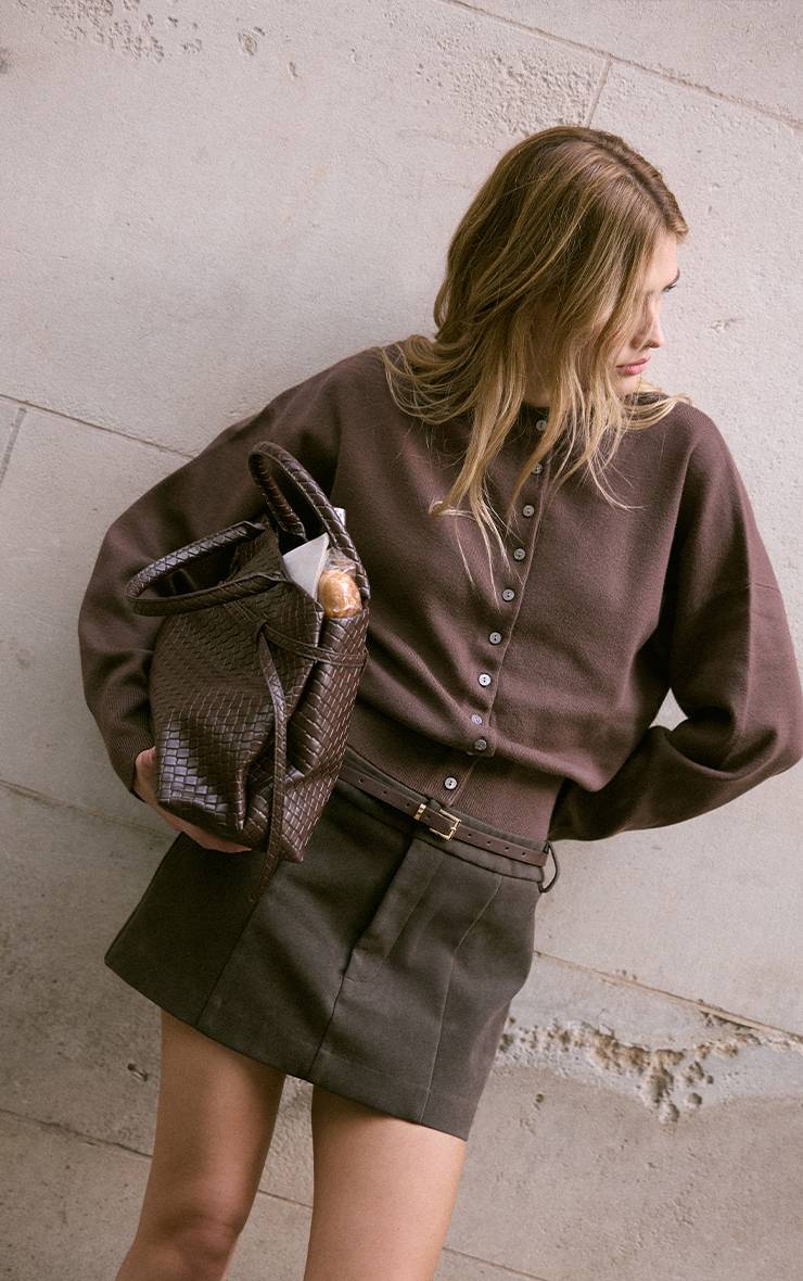 Chocolate Brown Cardigan En Maille Compacte