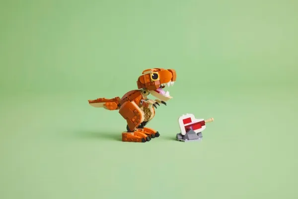 LEGO Jurassic World 76967 Little Eatie: T. rex