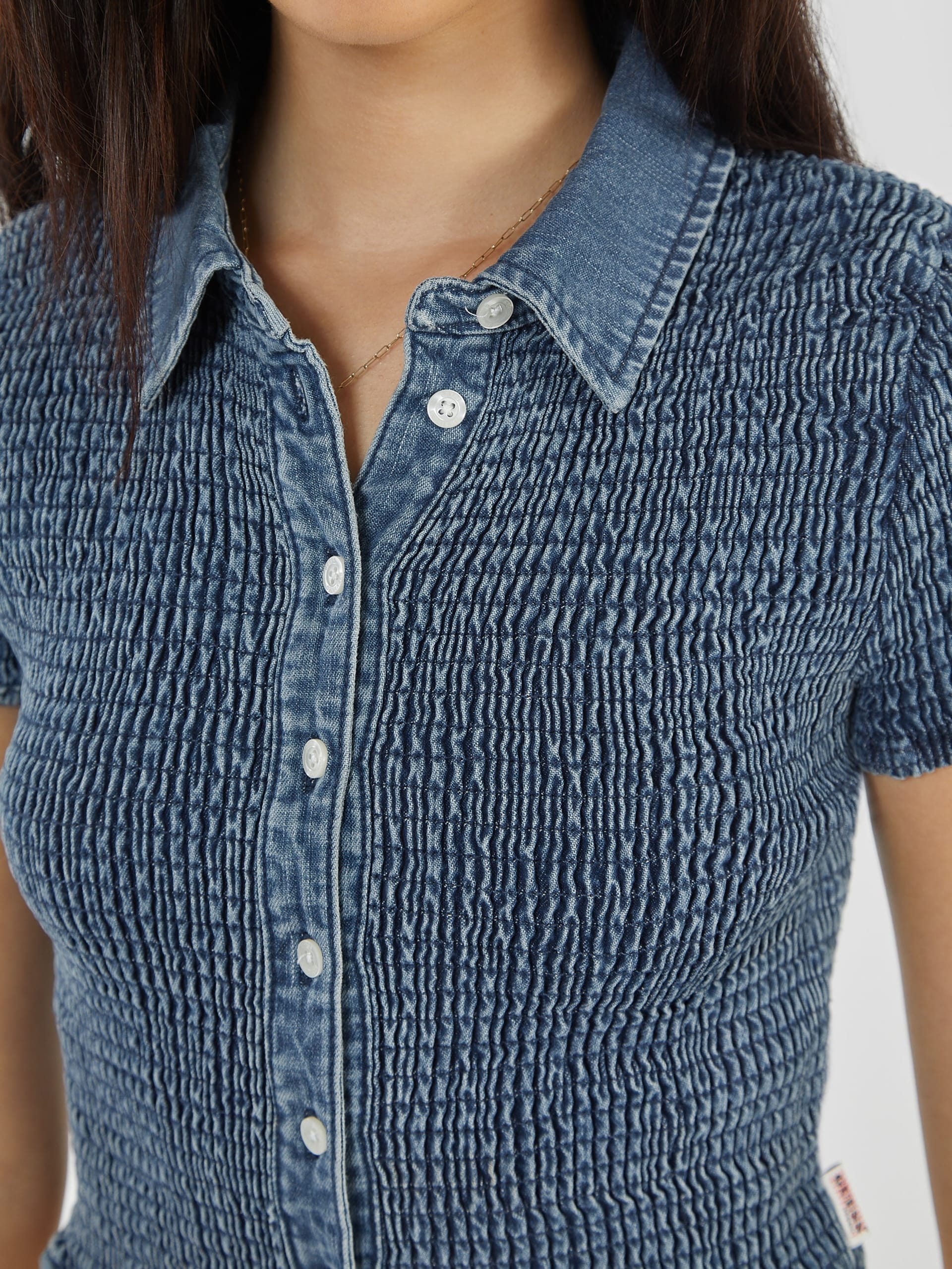 Camisa com detalhes franzidos GUESS Originals