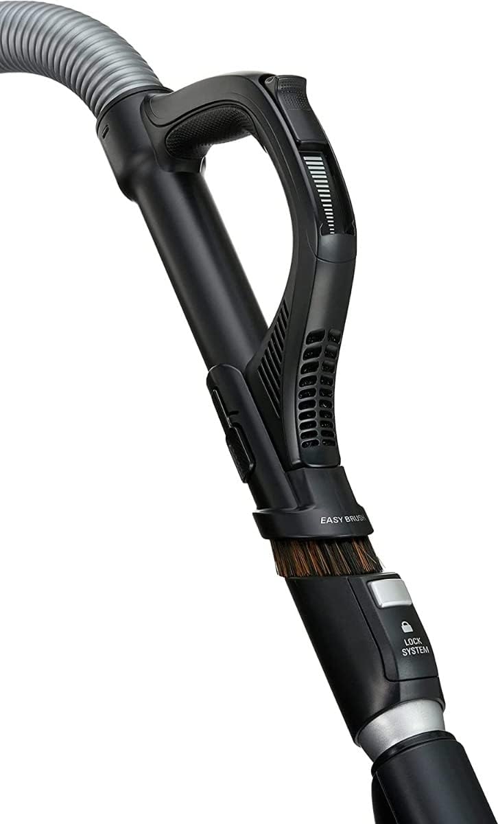 Rowenta Silence Force Allergy+, Bodenstaubsauger mit Beutel, 4,5 L Staubbeutelkapazität, extrem leise, hocheffiziente Bodendüse, langlebiger EffiTech-Motor, Staubsauger Tierhaare, Schwarz-Rot, RO7473